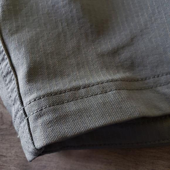 Lululemon Men's Wet Dry Warm Shorts - Picture 15 of 15